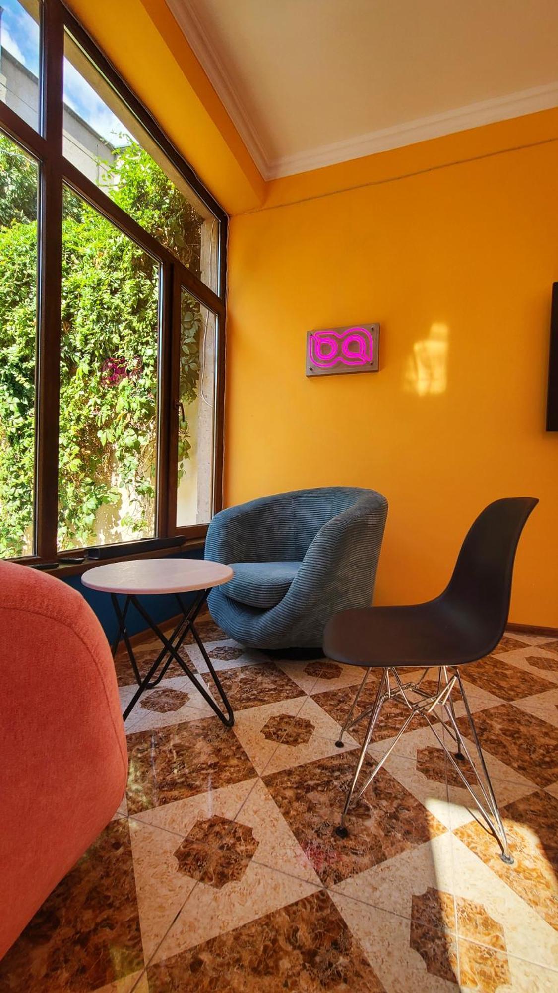 Capsula Hotel Yerevan Bagian luar foto