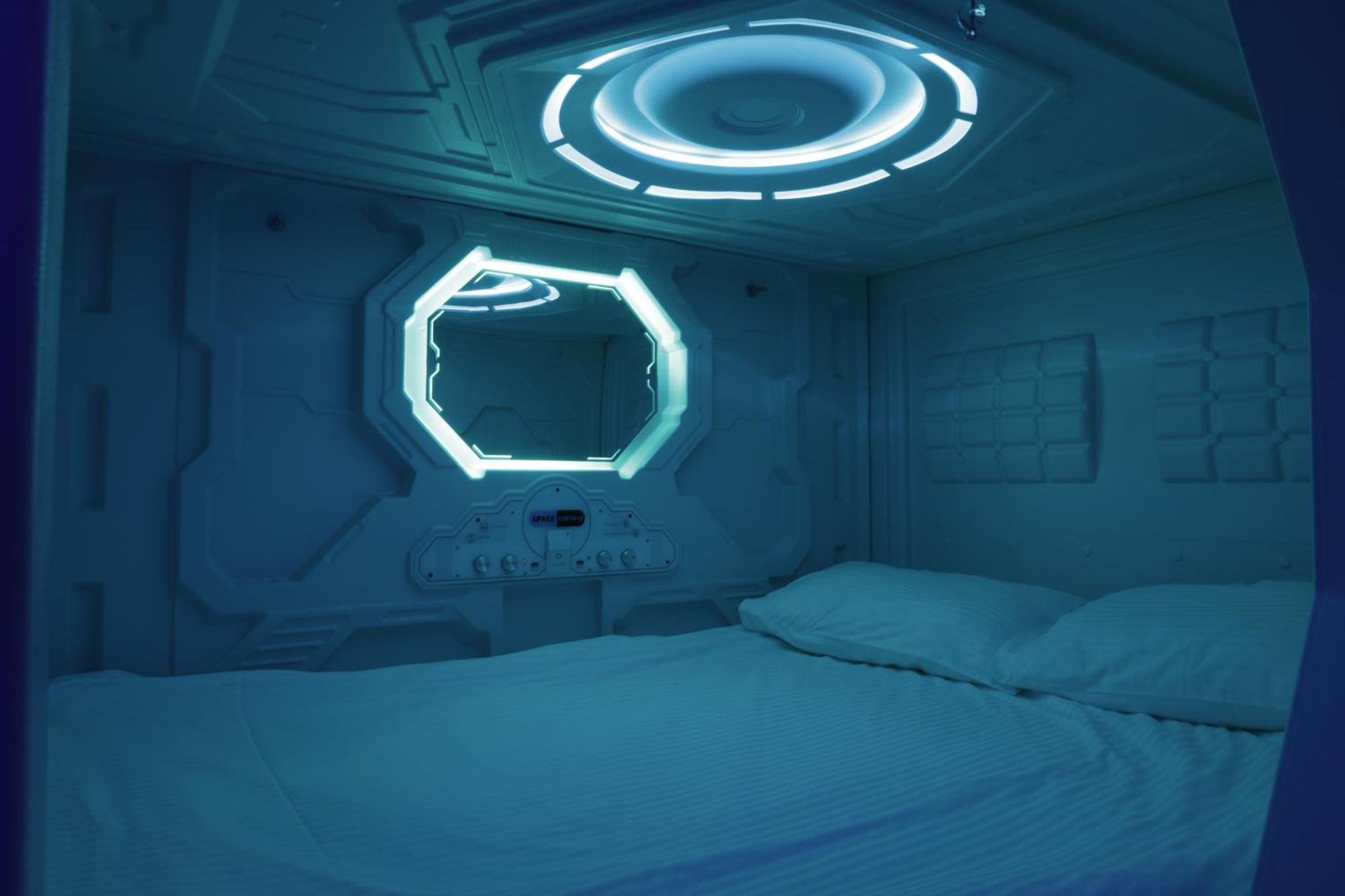 Capsula Hotel Yerevan Bagian luar foto