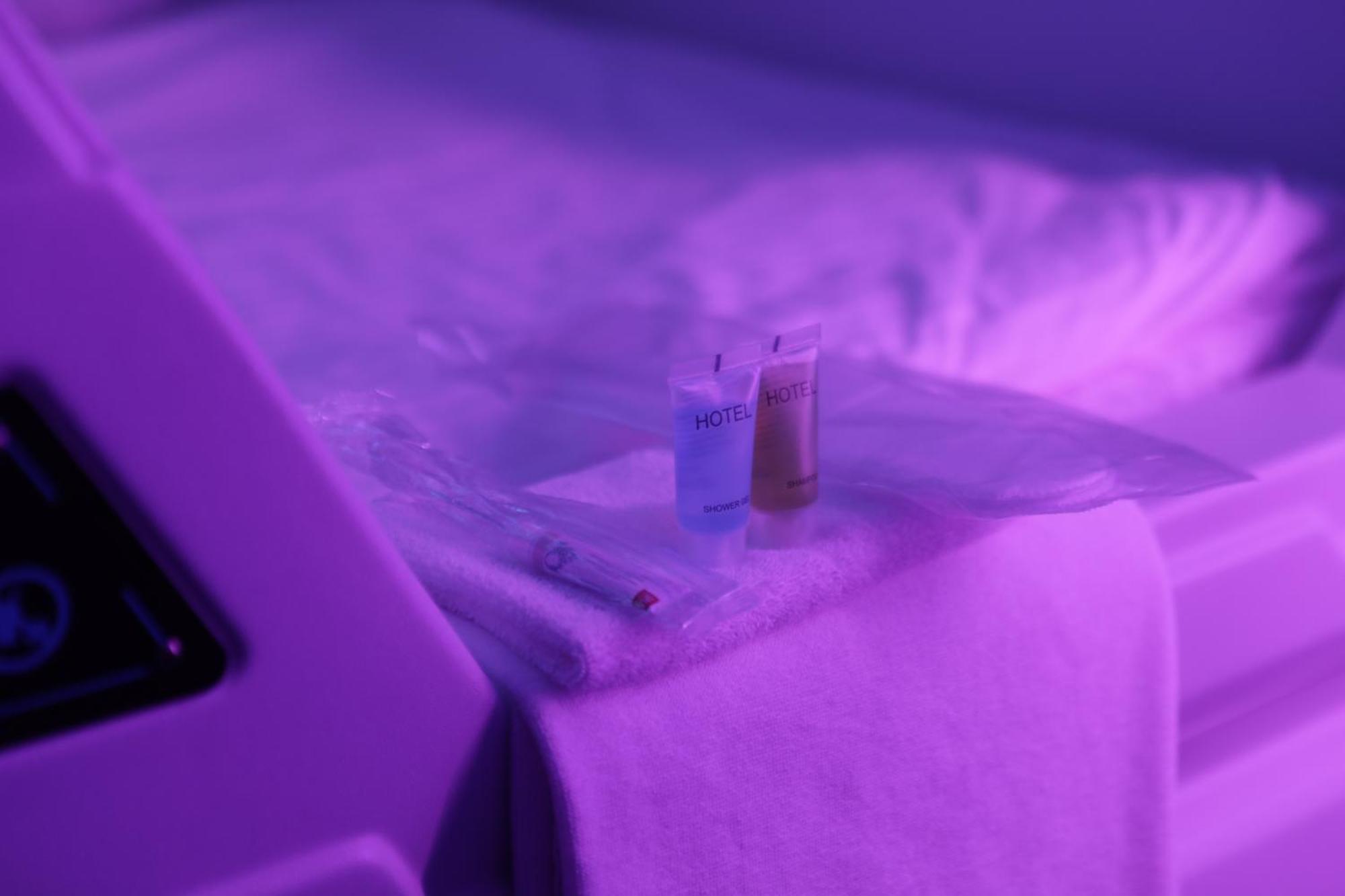 Capsula Hotel Yerevan Bagian luar foto